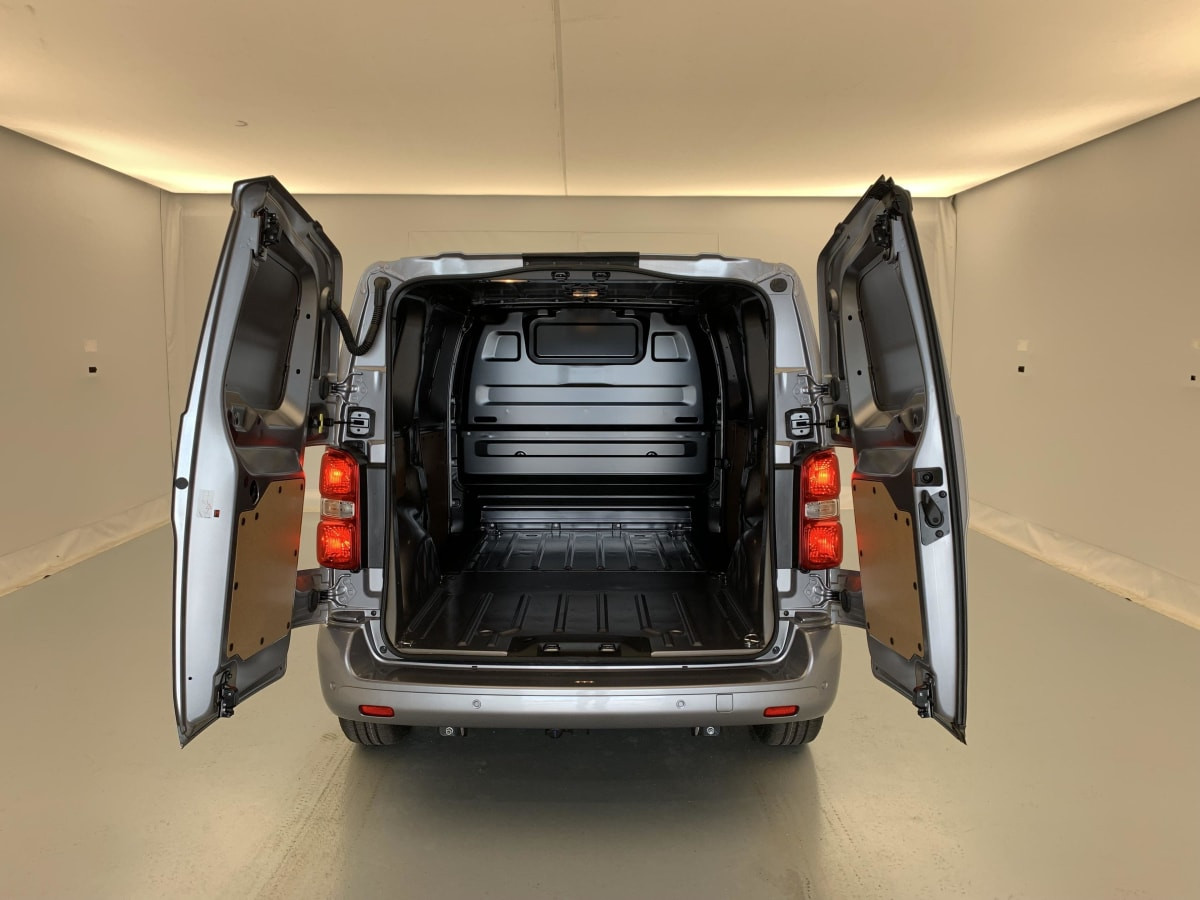 Vente en ligne Citroën Jumpy Fourgon DIESEL 150 CH M AUTOMAT au prix de 32 400 €