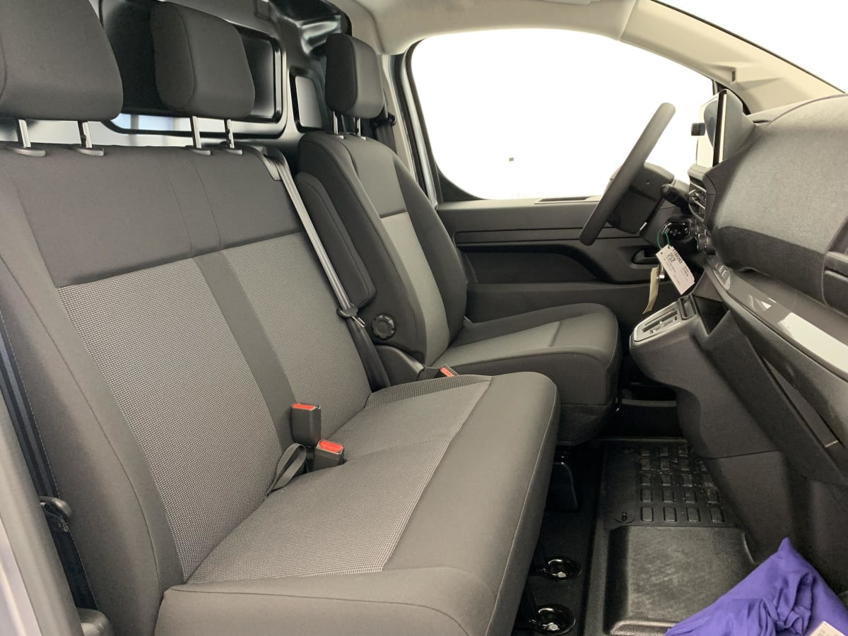 Vente en ligne Citroën Jumpy Fourgon DIESEL 150 CH M AUTOMAT au prix de 32 400 €