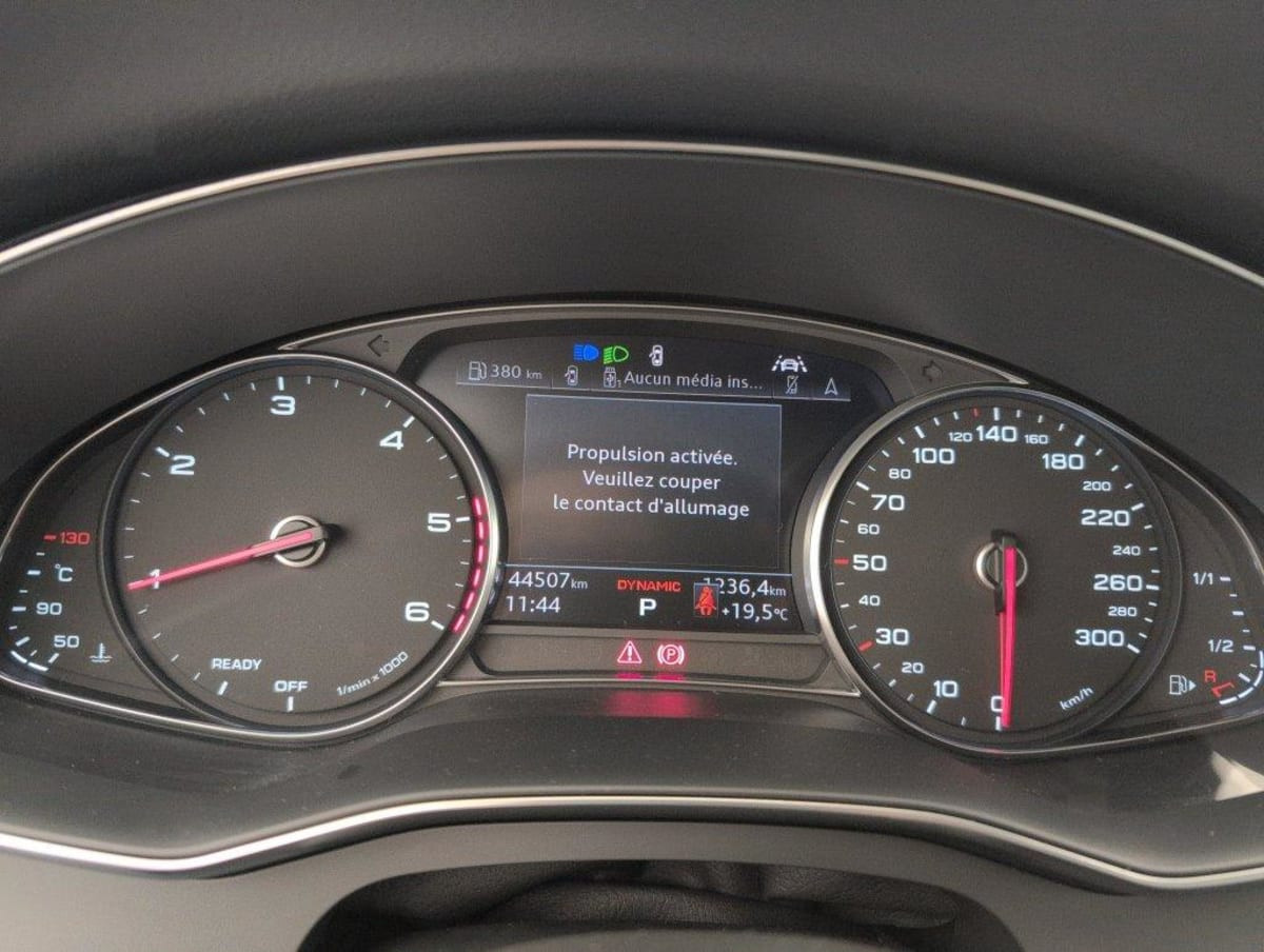 Vente en ligne Audi A6 Avant 40 TDI 204 ch S tronic 7 Quattro au prix de 33 660 €