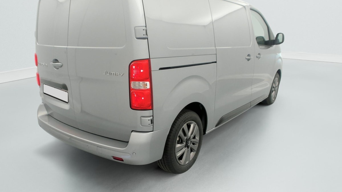Vente en ligne Citroën Jumpy Fourgon DIESEL 150 CH M AUTOMAT au prix de 32 400 €
