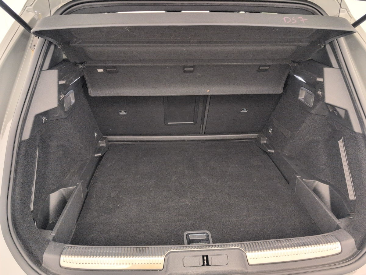 Vente en ligne Ds DS7 Crossback Hybride Rechargeable E-Tense 225 EAT8 Performance Line + au prix de 30 160 €