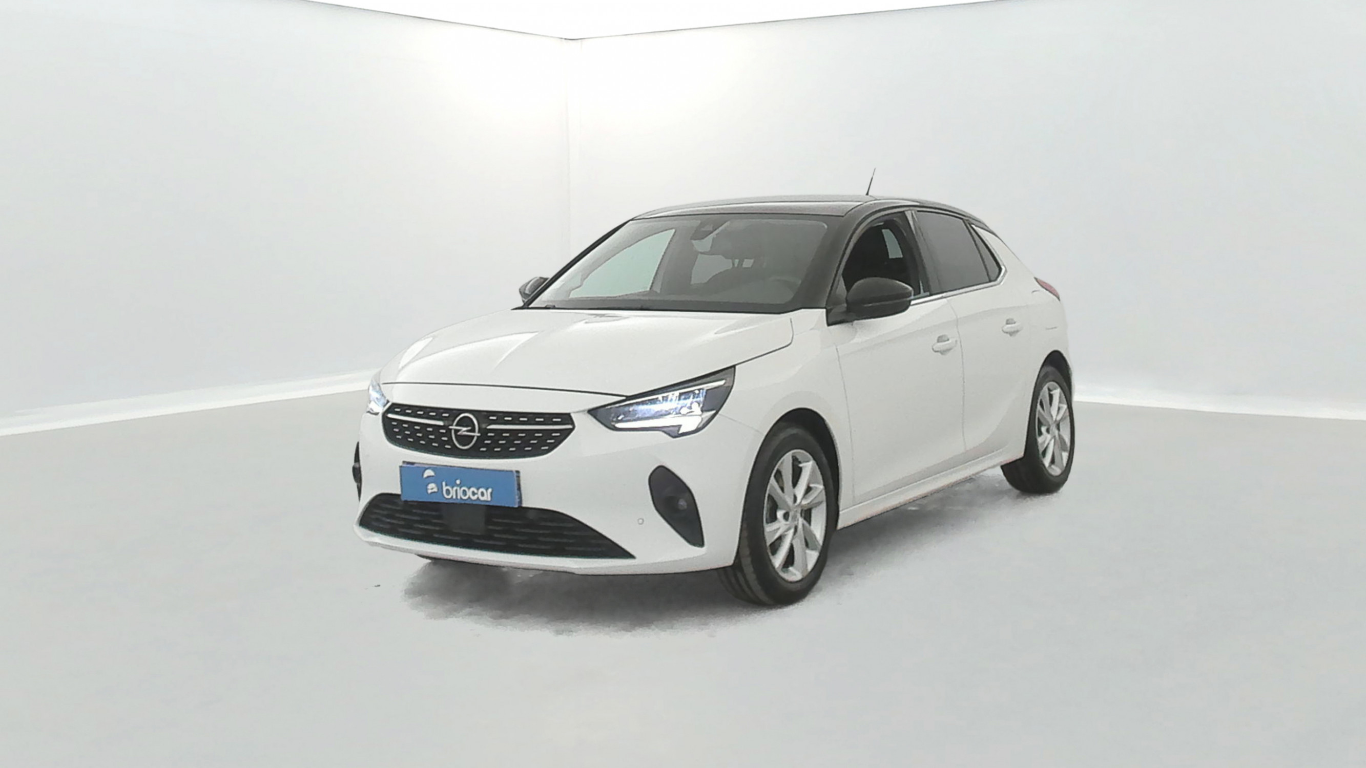 Opel Corsa 1.2 75ch Design & Tech Suréquipée occasion de 2021 en vente à Rennes