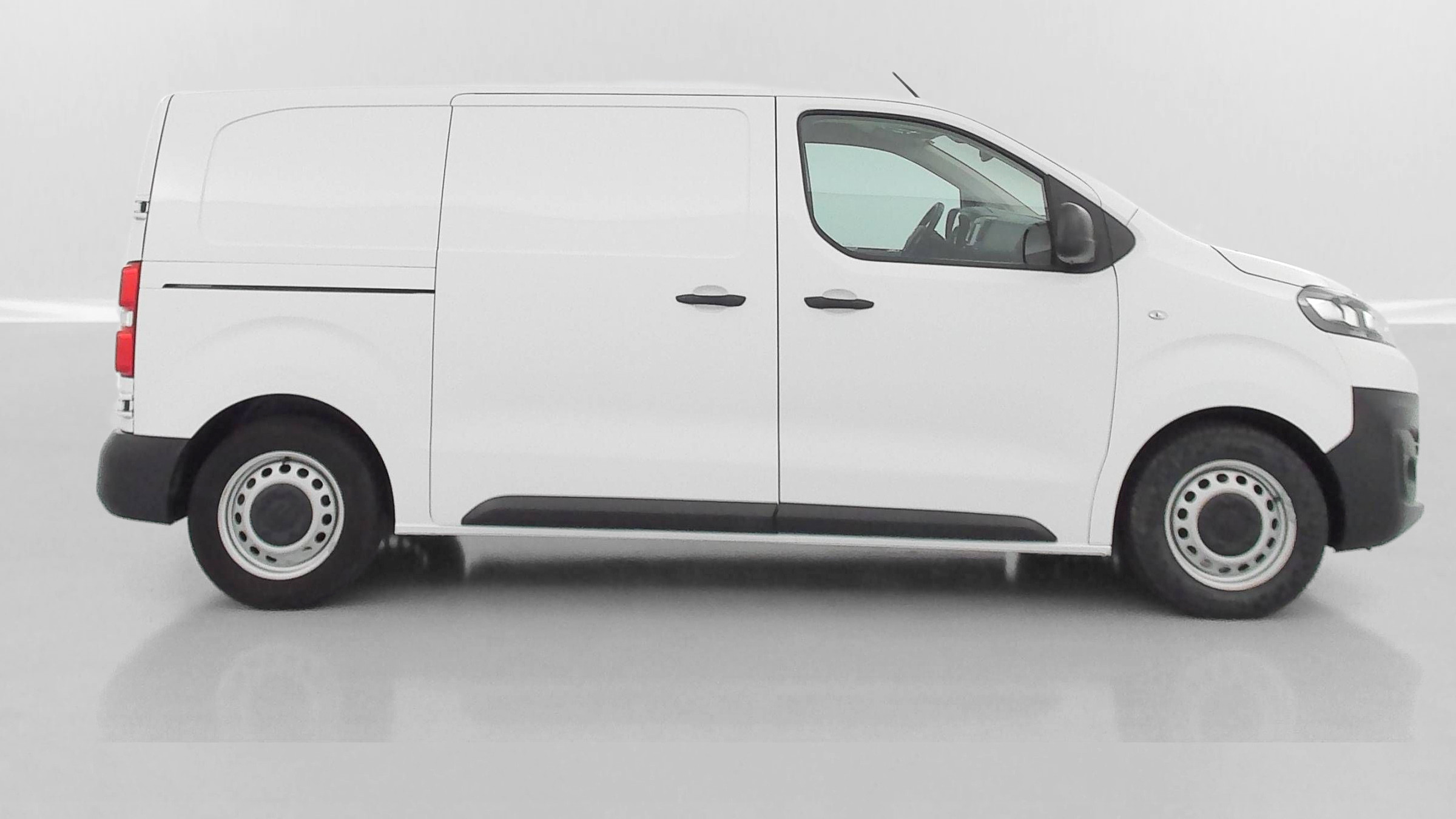 Vente en ligne Citroën Jumpy Fourgon JUMPY 2.0 M BlueHDi 145ch Club au prix de 18 680 €