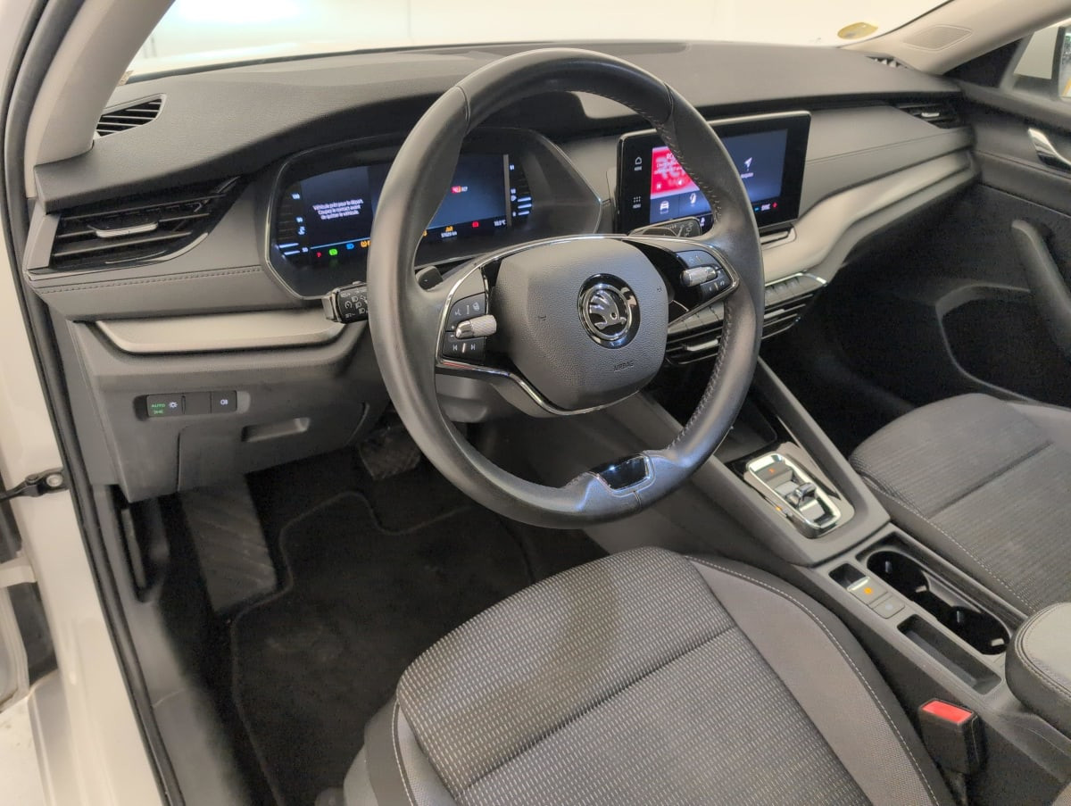 Vente en ligne Skoda Octavia Combi 2.0 TDI 150 CH DSG7 BUSINESS au prix de 21 300 €
