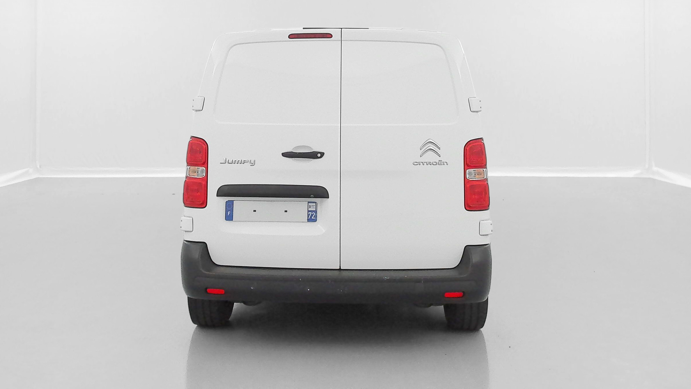 Vente en ligne Citroën Jumpy Fourgon JUMPY 2.0 M BlueHDi 145ch Club au prix de 18 680 €