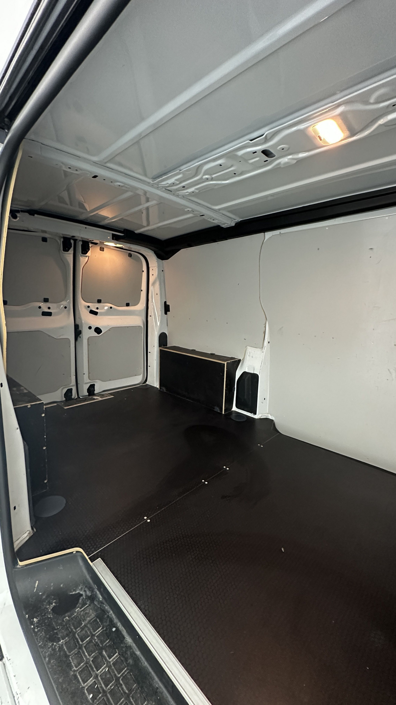Vente en ligne Citroën Jumpy Fourgon JUMPY 2.0 M BlueHDi 145ch Club au prix de 18 680 €