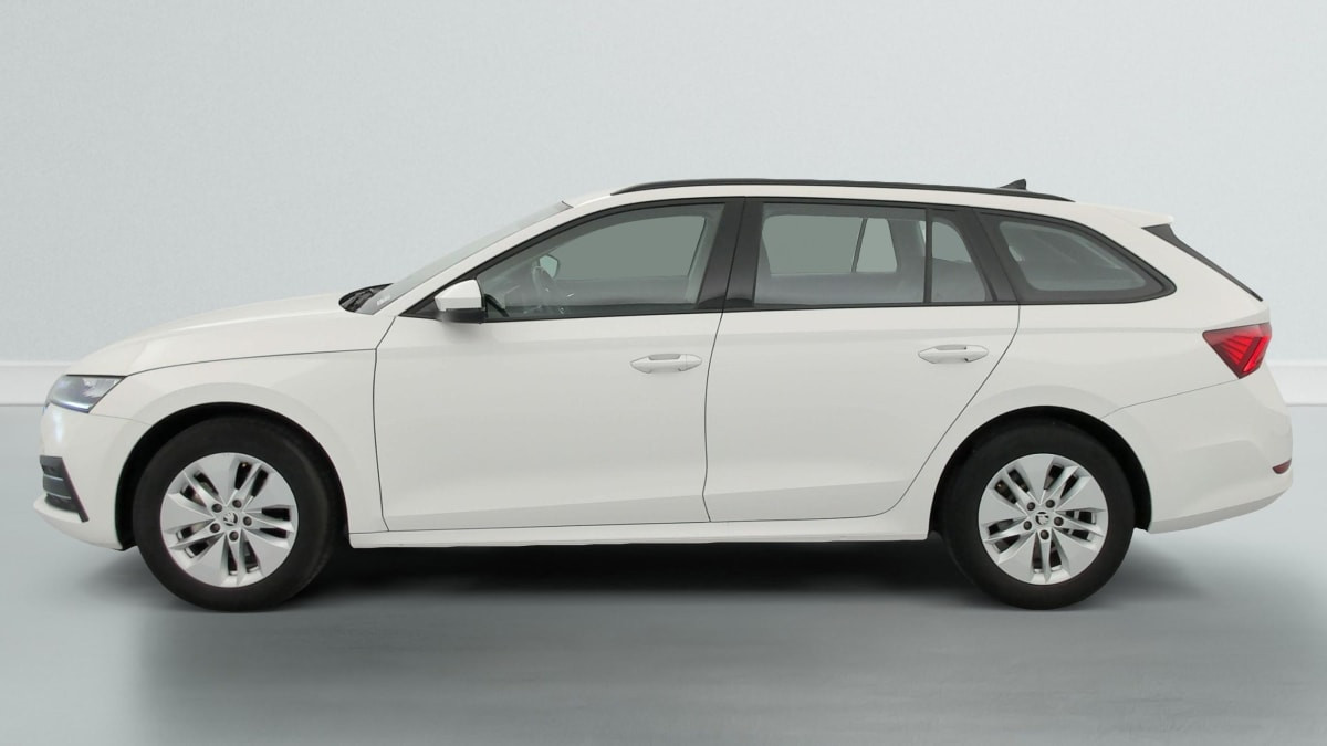 Vente en ligne Skoda Octavia Combi 2.0 TDI 150 CH DSG7 BUSINESS au prix de 21 300 €