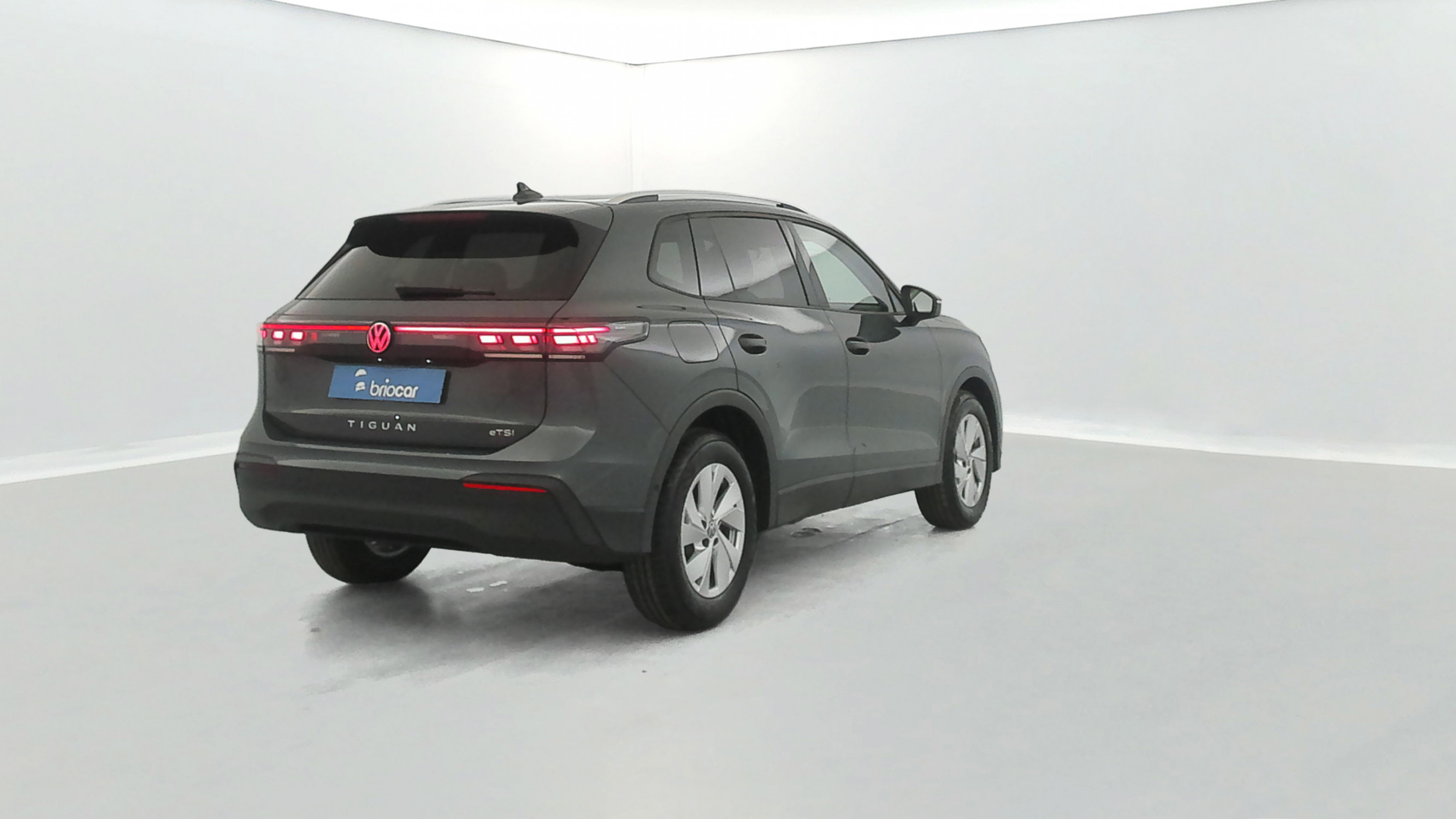 Vente en ligne Volkswagen Tiguan 1.5 eTSI 150ch Life Plus DSG7 au prix de 33 990 €