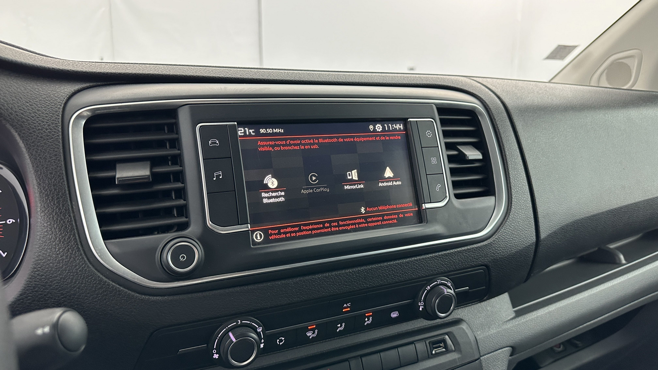 Vente en ligne Citroën Jumpy Fourgon JUMPY 2.0 M BlueHDi 145ch Club au prix de 18 680 €