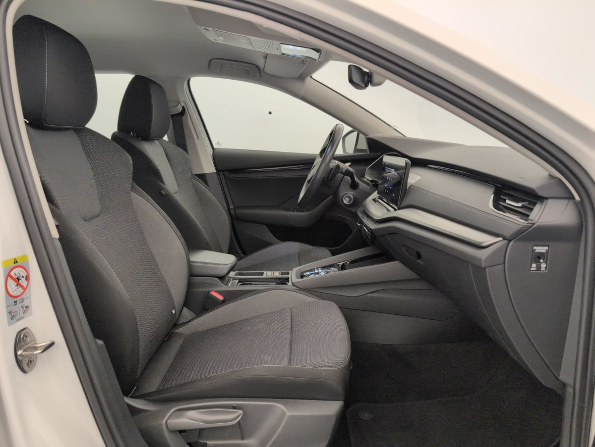 Vente en ligne Skoda Octavia Combi 2.0 TDI 150 CH DSG7 BUSINESS au prix de 21 300 €