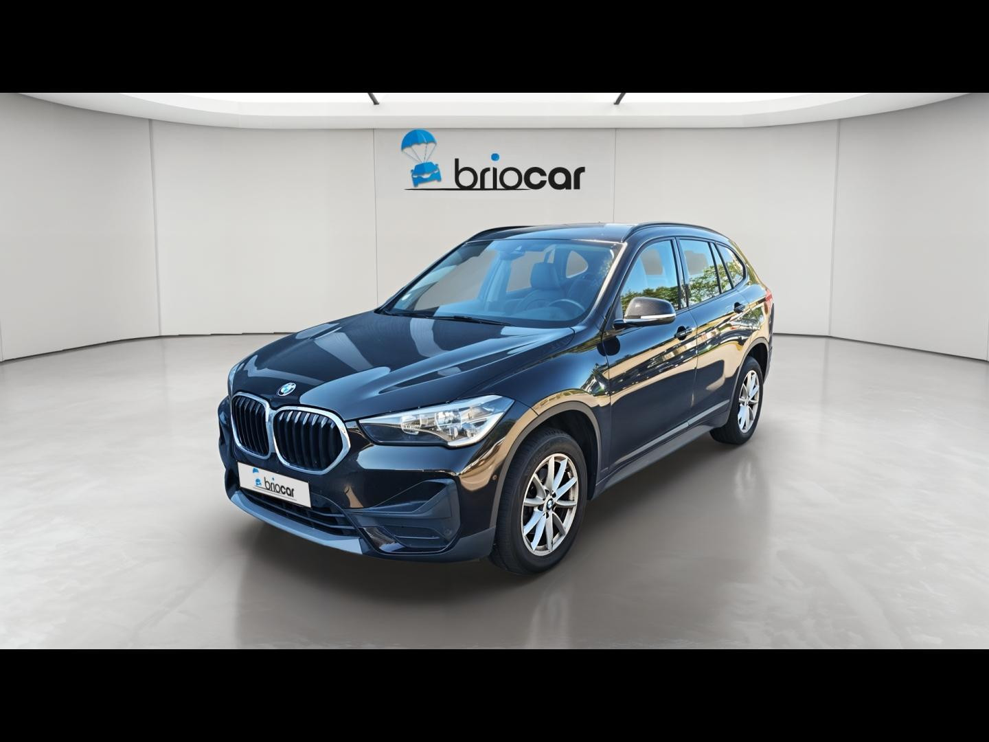 Bmw X1 sDrive18d 136ch Business Design + Attelage occasion de 2020 en vente à Rennes