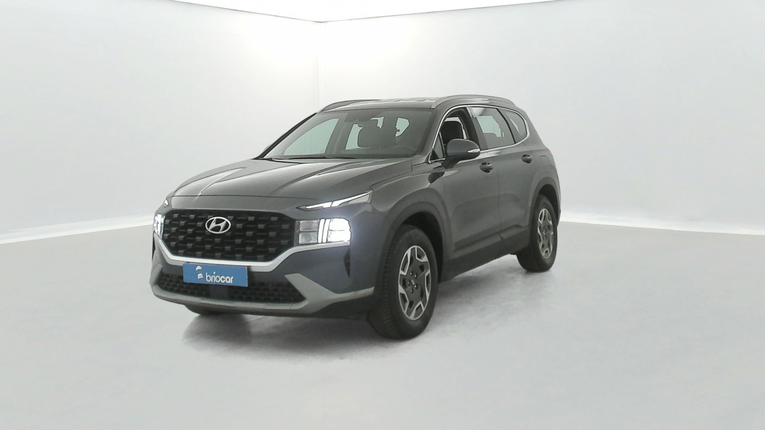 Hyundai Santa Fe 1.6 T-GDI 230ch Hybrid Intuitive BVA6 7pl occasion de 2023 en vente à Rennes