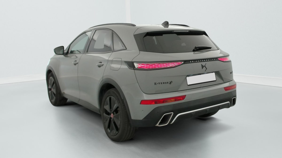 Vente en ligne Ds DS7 Crossback Hybride Rechargeable E-Tense 300 EAT8 4x4 Performance Line + au prix de 31 600 €