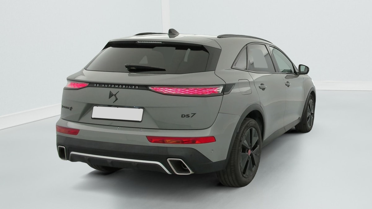 Vente en ligne Ds DS7 Crossback Hybride Rechargeable E-Tense 300 EAT8 4x4 Performance Line + au prix de 31 600 €