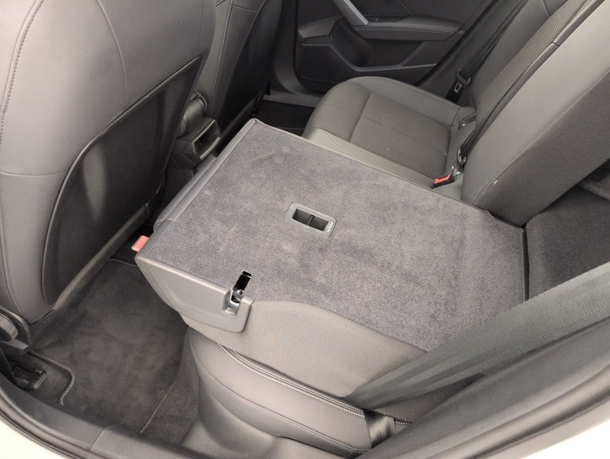 Vente en ligne Audi A3 TFSI e Hybride rechargeable 204 S tronic 6 S line au prix de 34 880 €