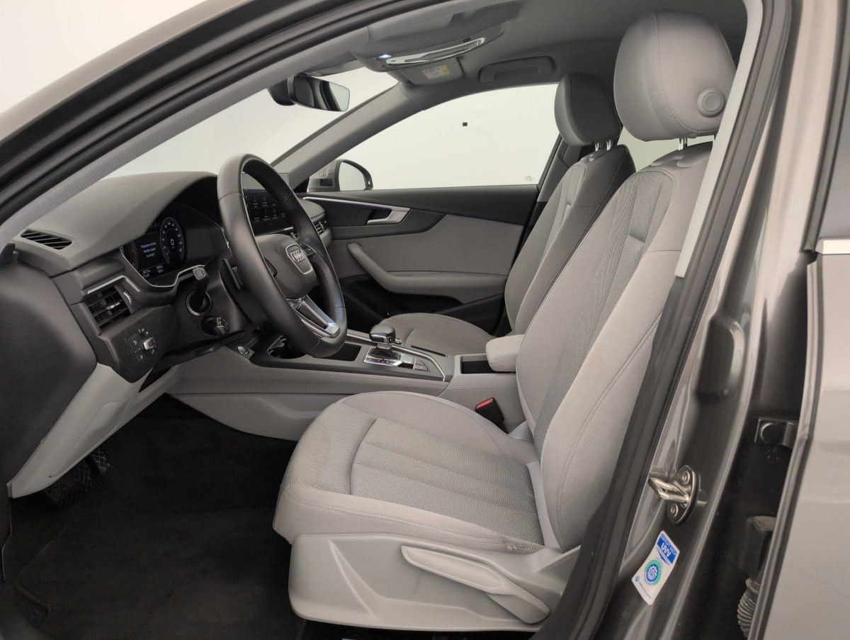 Vente en ligne Audi A4 Allroad 40 TDI 204 S Tronic 7 Quattro Design au prix de 33 660 €