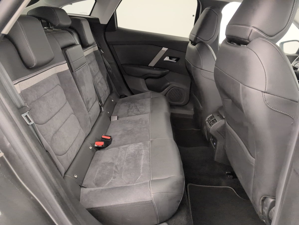 Vente en ligne Citroën C4 PureTech 130 S S EAT8 Shine Pack au prix de 16 770 €