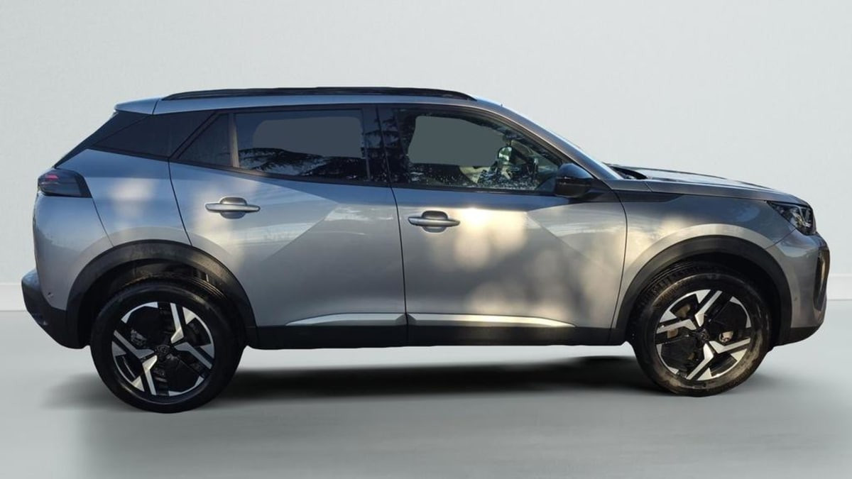 Vente en ligne Peugeot 2008 Hybrid 145 e-DCS6 Allure au prix de 25 220 €