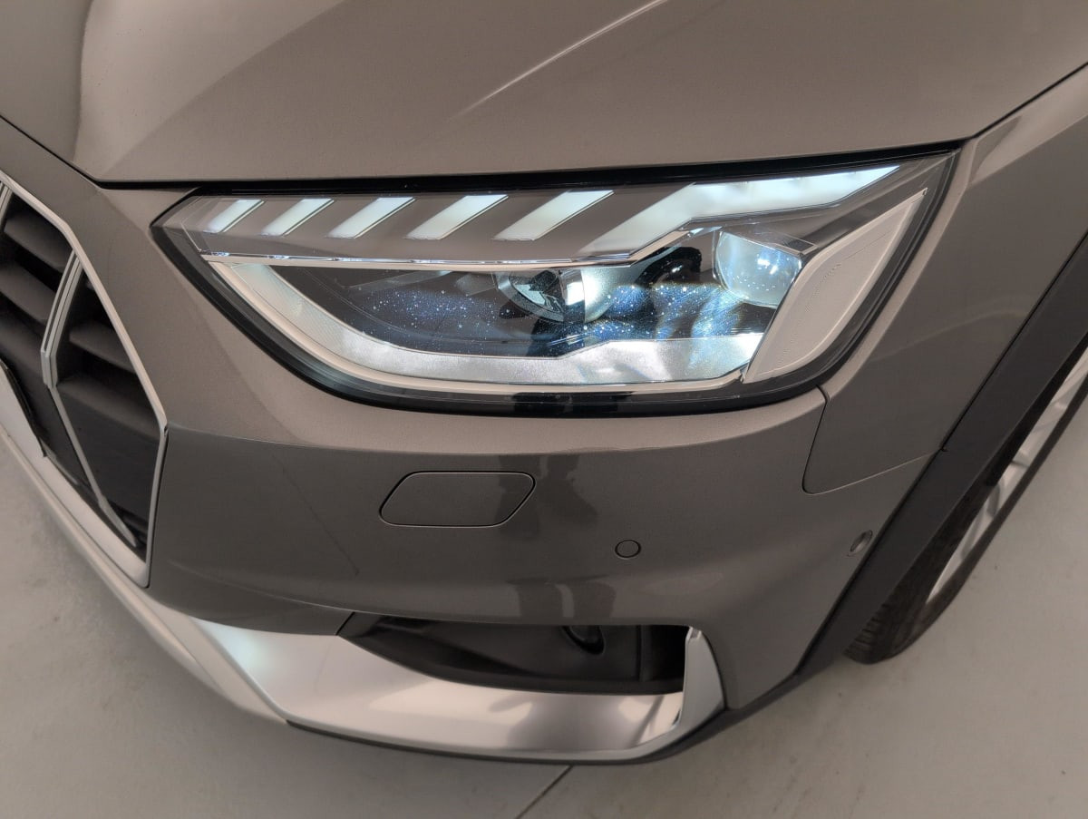 Vente en ligne Audi A4 Allroad 40 TDI 204 S Tronic 7 Quattro Design au prix de 33 660 €