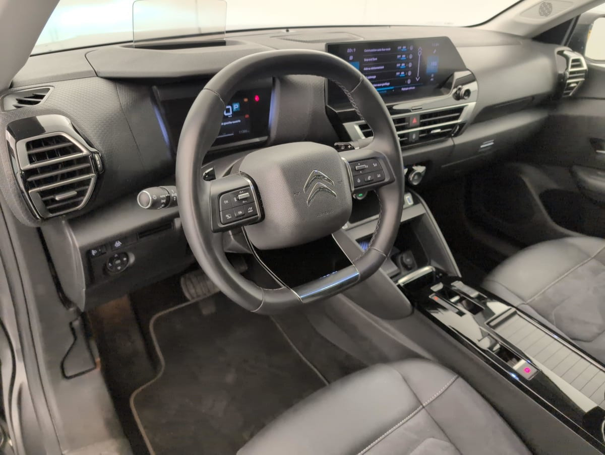 Vente en ligne Citroën C4 PureTech 130 S S EAT8 Shine Pack au prix de 16 770 €