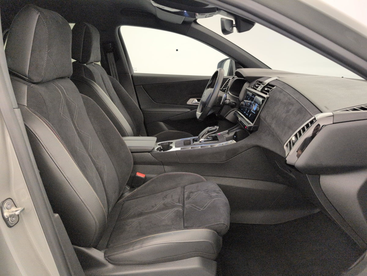 Vente en ligne Ds DS7 Crossback Hybride Rechargeable E-Tense 300 EAT8 4x4 Performance Line + au prix de 31 600 €