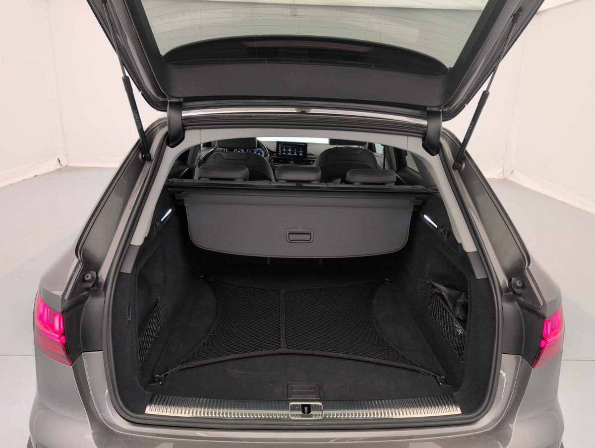 Vente en ligne Audi A4 Allroad 40 TDI 204 S Tronic 7 Quattro Design au prix de 33 660 €