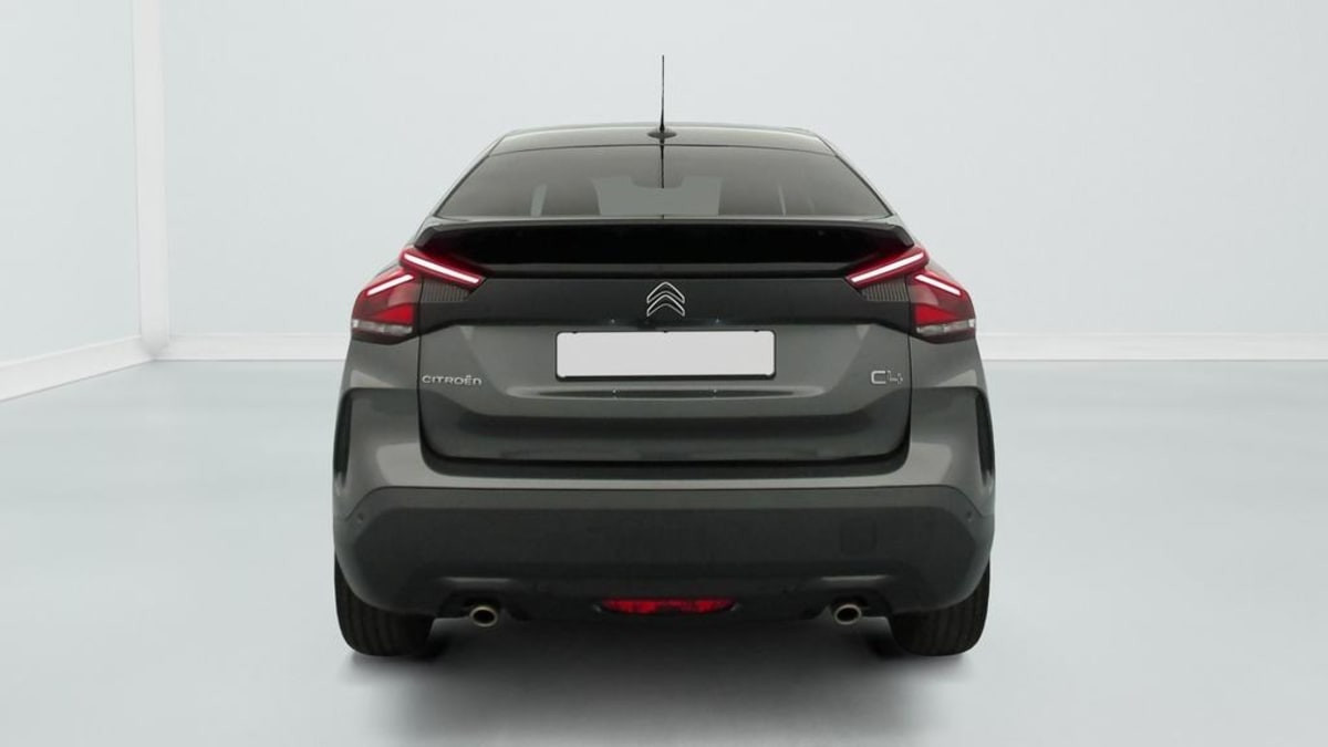 Vente en ligne Citroën C4 PureTech 130 S S EAT8 Shine Pack au prix de 16 770 €