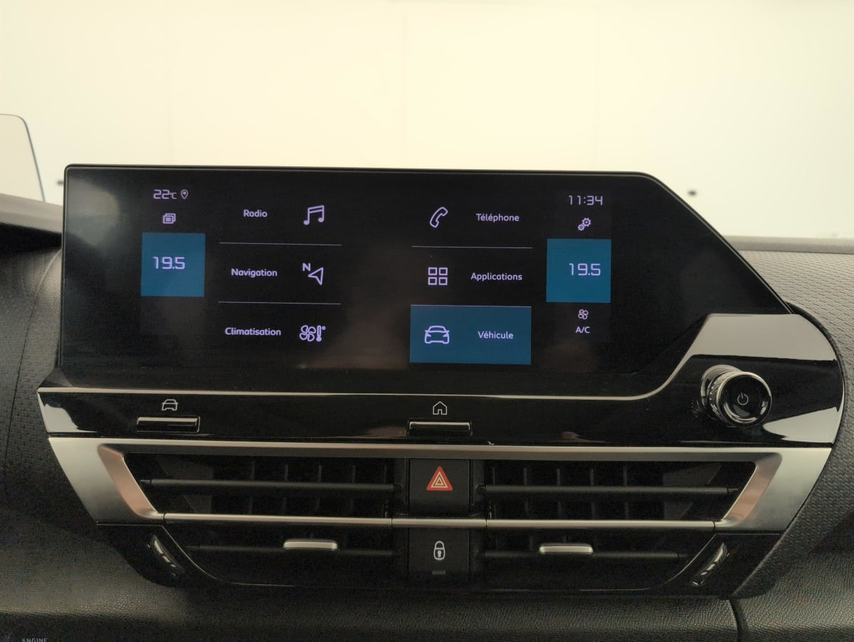 Vente en ligne Citroën C4 PureTech 130 S S EAT8 Shine Pack au prix de 16 770 €