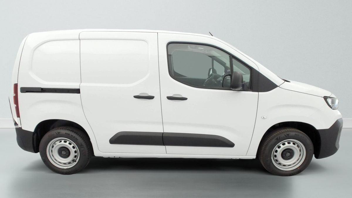 Vente en ligne Peugeot Partner Fourgon PARTNER FGN DIESEL 100 CH M MANUELLE au prix de 21 400 €