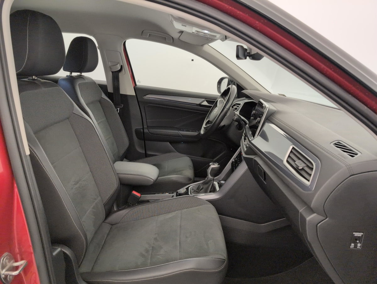 Vente en ligne Volkswagen T-Roc 2.0 TDI 150 START STOP DSG7 4MOTION STYLE au prix de 26 450 €