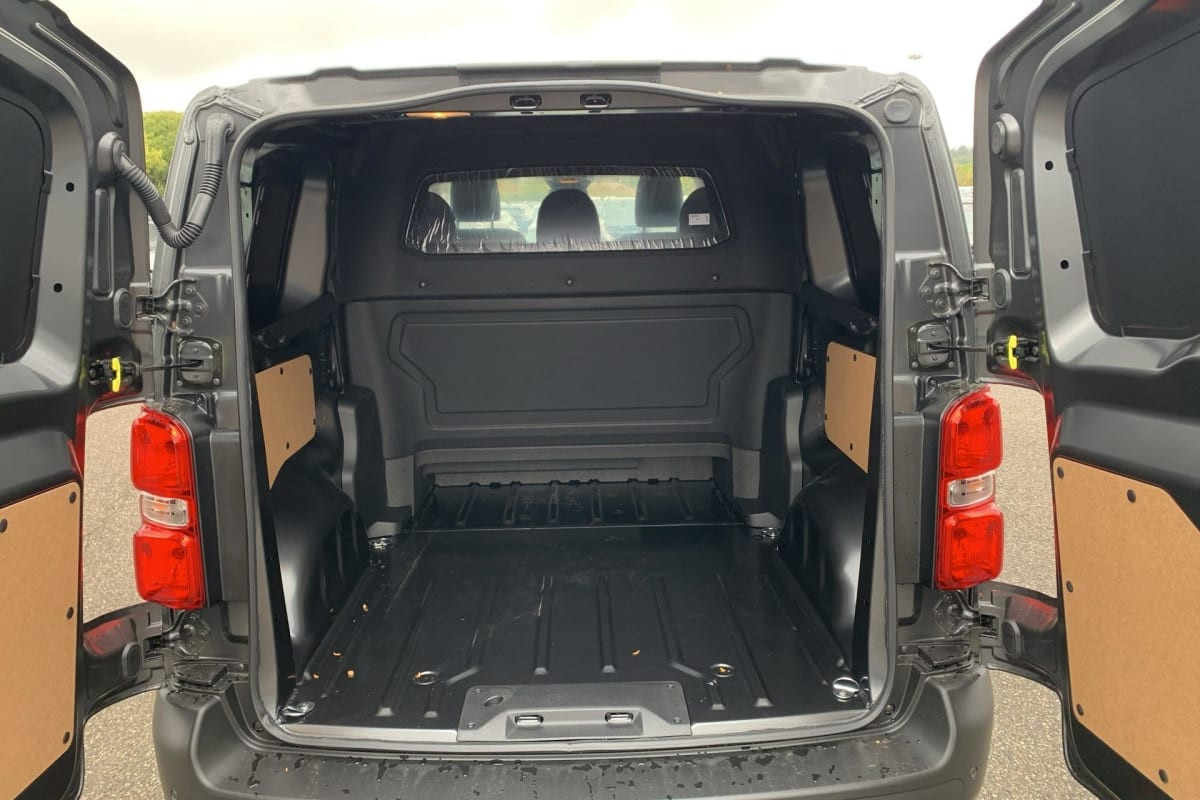 Vente en ligne Citroën Jumpy Fourgon DIESEL 180 CH M AUTOMAT au prix de 34 370 €