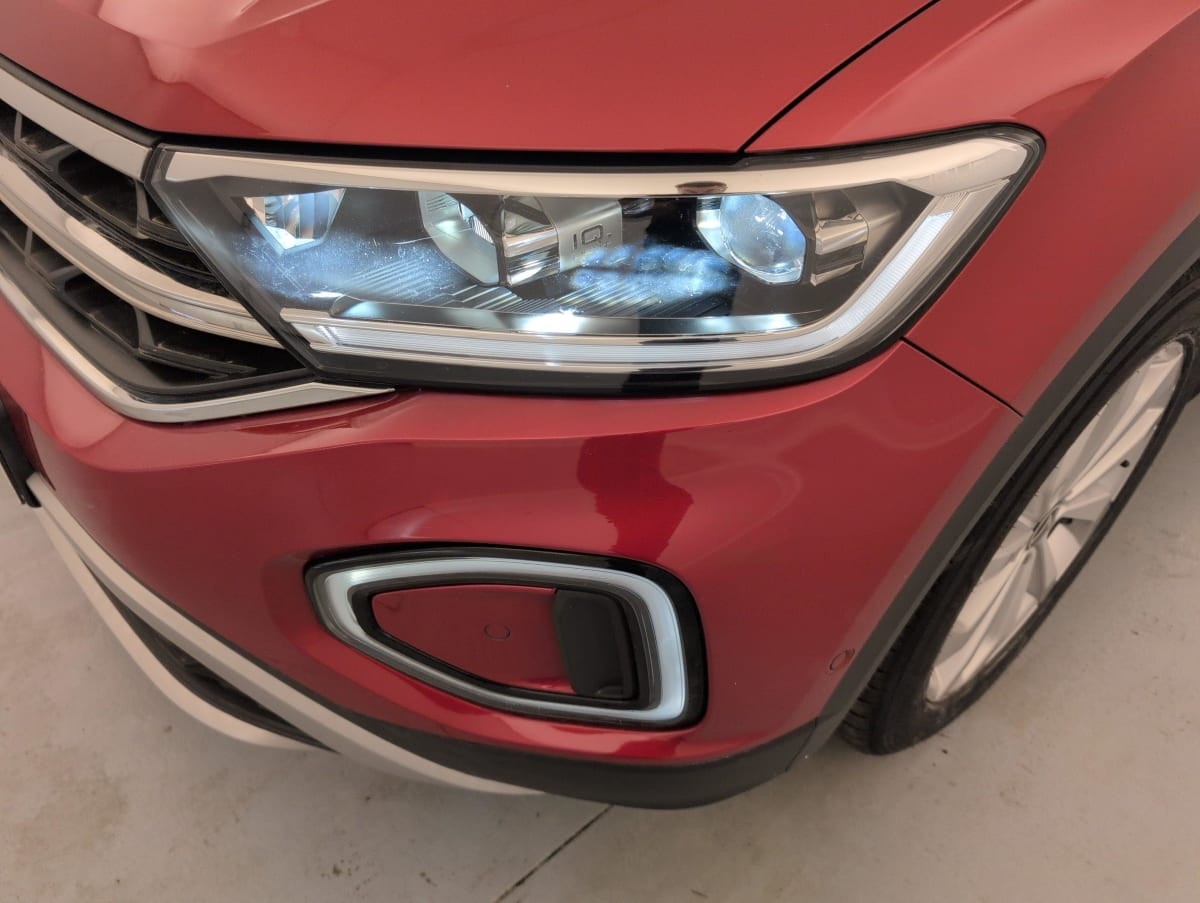 Vente en ligne Volkswagen T-Roc 2.0 TDI 150 START STOP DSG7 4MOTION STYLE au prix de 26 450 €