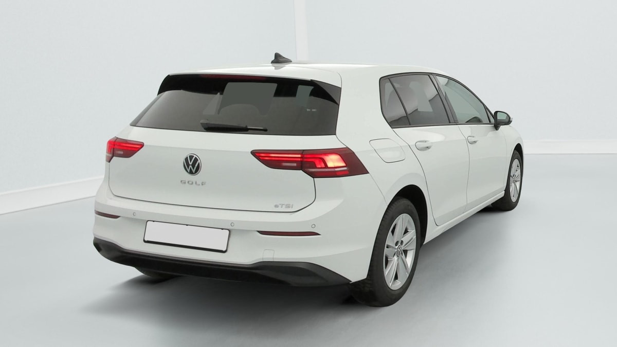 Vente en ligne Volkswagen Golf 1.5 eTSI EVO2 116 DSG7 Life Plus au prix de 24 390 €