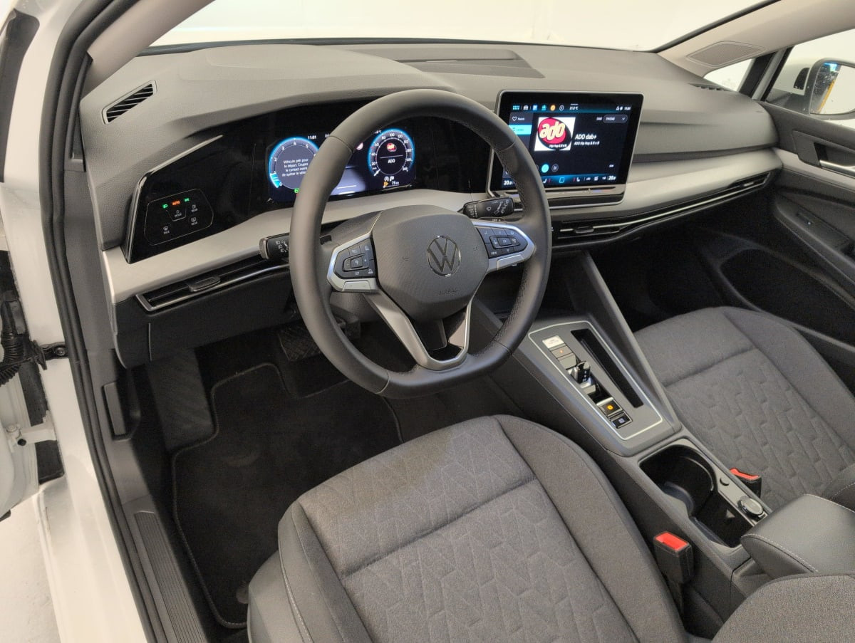 Vente en ligne Volkswagen Golf 1.5 eTSI EVO2 116 DSG7 Life Plus au prix de 24 390 €