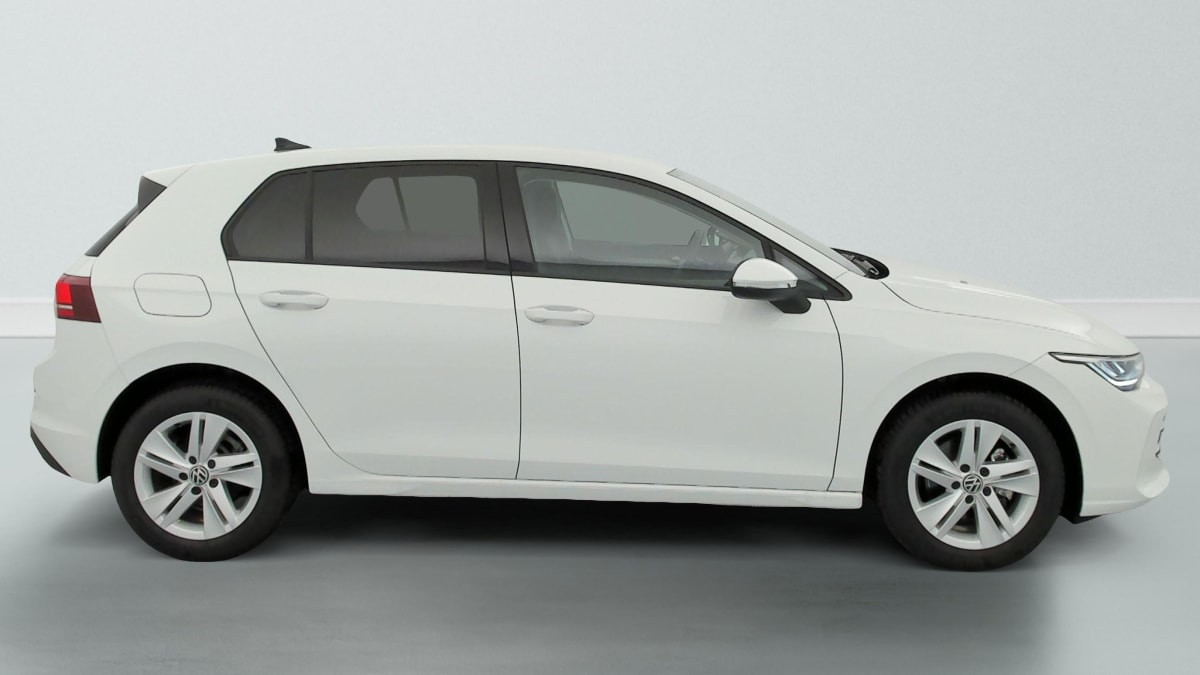Vente en ligne Volkswagen Golf 1.5 eTSI EVO2 116 DSG7 Life Plus au prix de 24 390 €