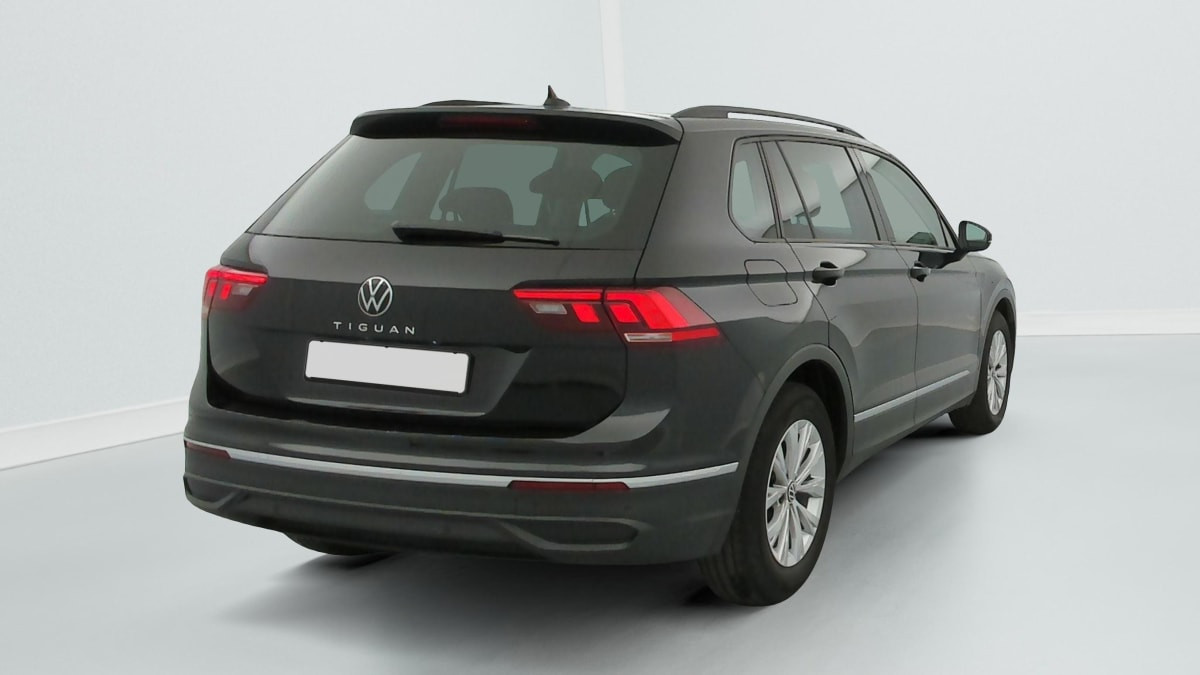 Vente en ligne Volkswagen Tiguan 1.5 TSI 130CH BVM6 LIFE au prix de 22 850 €