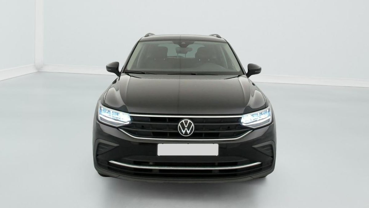Vente en ligne Volkswagen Tiguan 1.5 TSI 130CH BVM6 LIFE au prix de 22 850 €