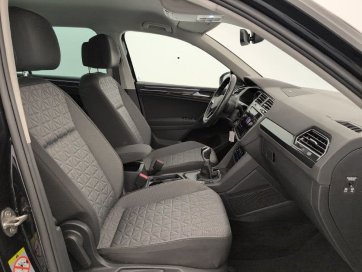 Vente en ligne Volkswagen Tiguan 1.5 TSI 130CH BVM6 LIFE au prix de 22 850 €
