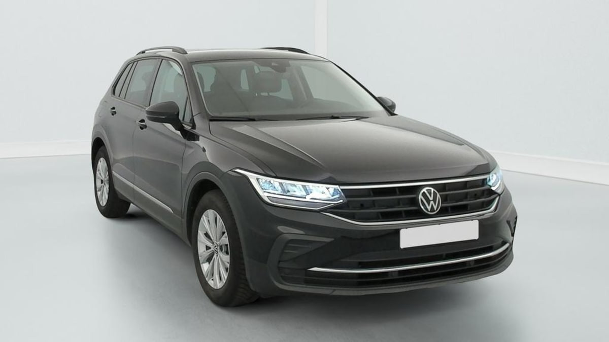 Vente en ligne Volkswagen Tiguan 1.5 TSI 130CH BVM6 LIFE au prix de 22 850 €