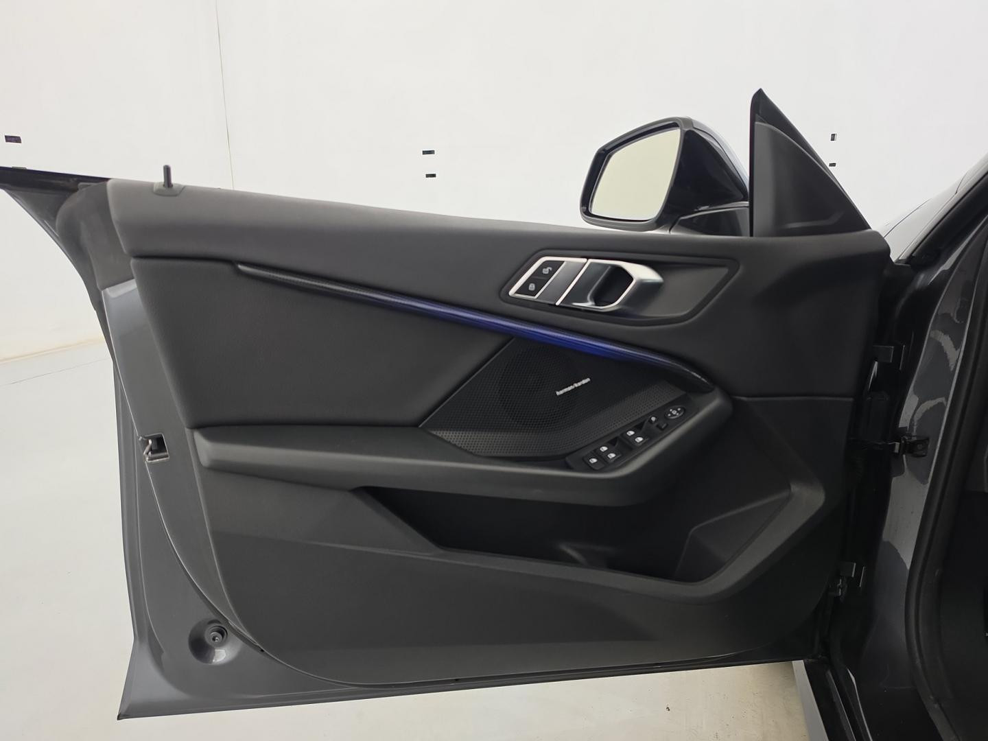 Vente en ligne Bmw Série 2 Gran Coupé 218dA 150ch M Sport BVA8 Suréquipée au prix de 24 990 €
