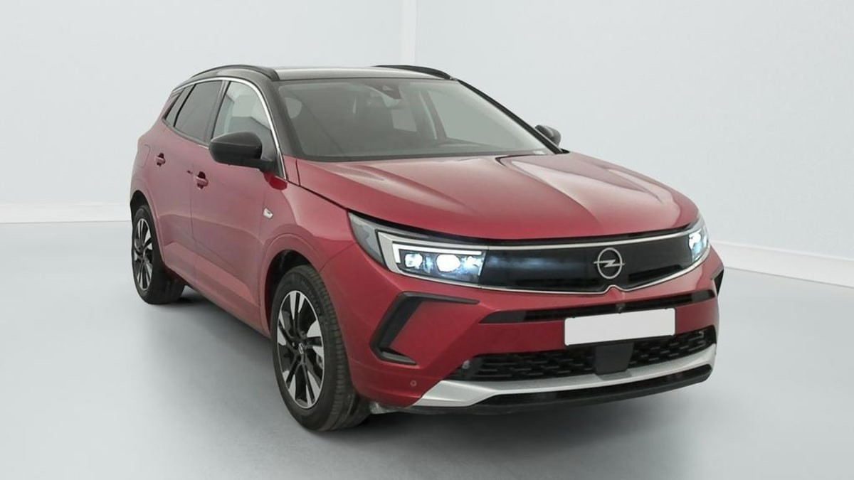 Vente en ligne Opel Grandland X 1.2 Turbo 130 ch BVA8 Elegance Business au prix de 21 100 €