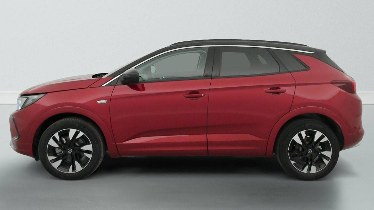 Vente en ligne Opel Grandland X 1.2 Turbo 130 ch BVA8 Elegance Business au prix de 21 100 €