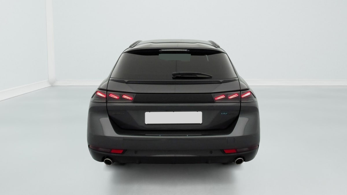 Vente en ligne Peugeot 508 SW Hybrid 180 e-EAT8 Allure au prix de 25 420 €