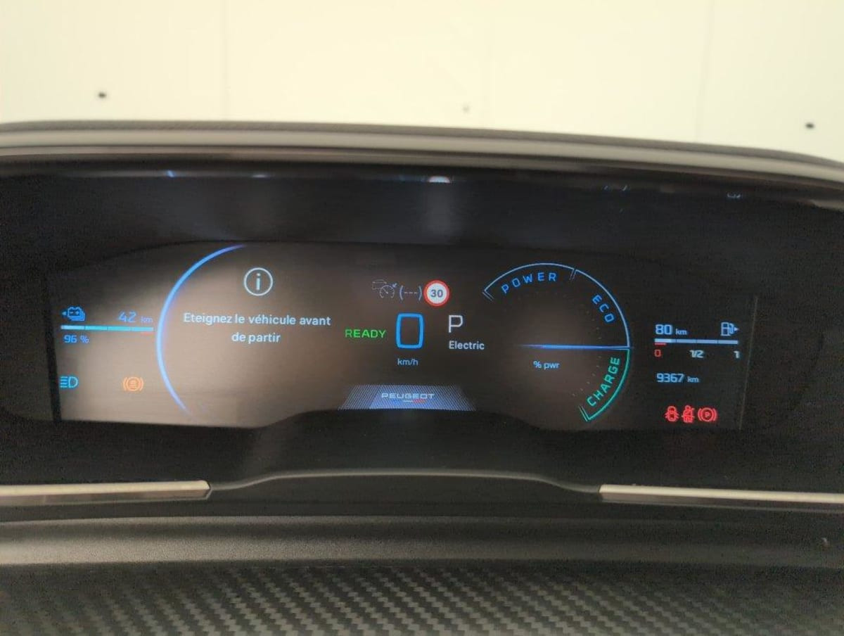 Vente en ligne Peugeot 508 SW Hybrid 180 e-EAT8 Allure au prix de 25 420 €