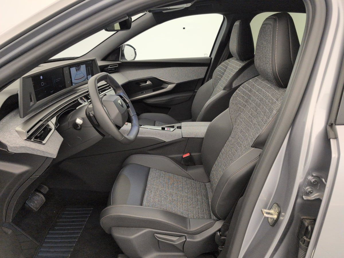 Vente en ligne Peugeot 3008 Hybrid 145 e-DCS6 Allure au prix de 27 070 €