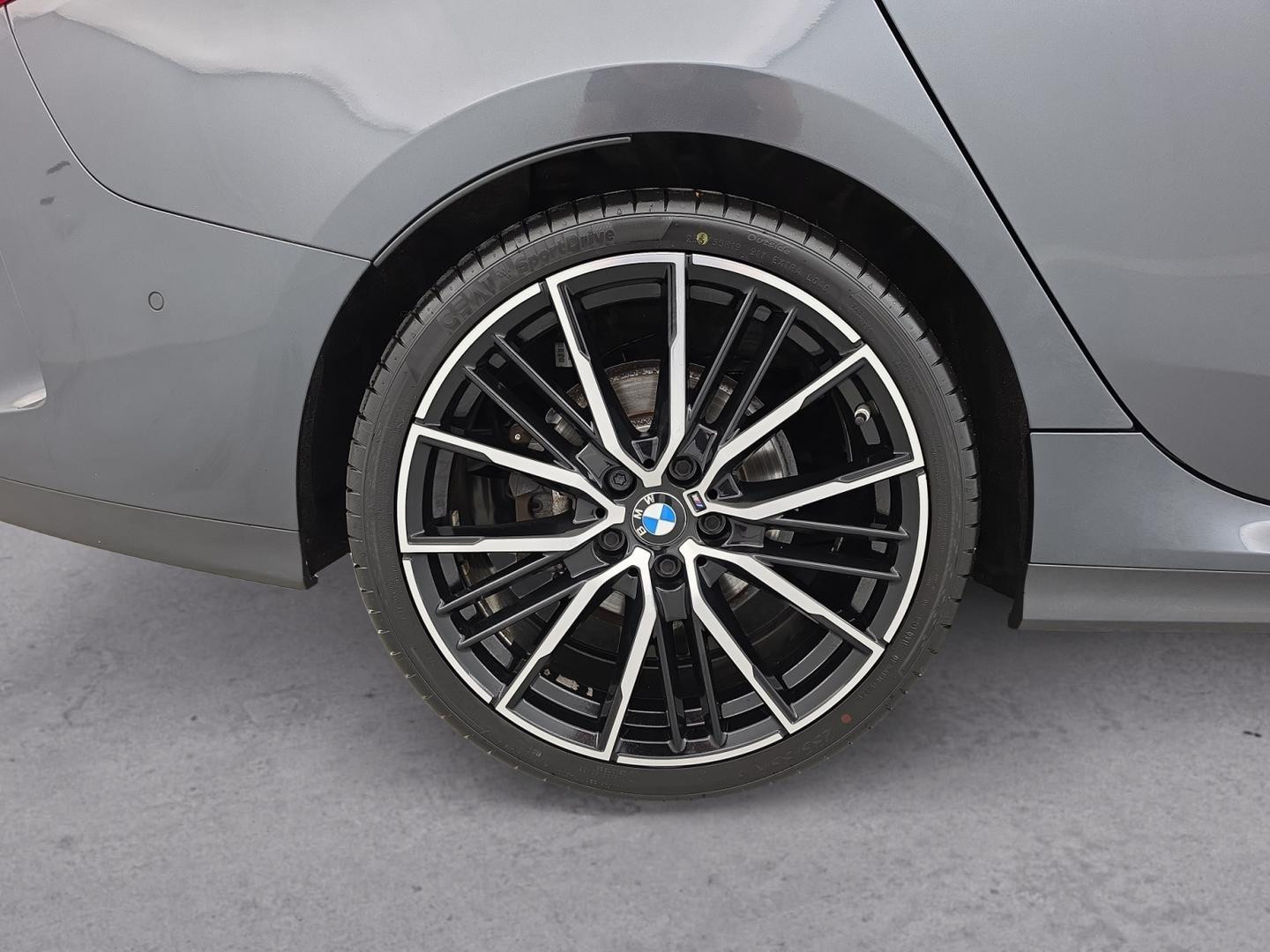 Vente en ligne Bmw Série 2 Gran Coupé 218dA 150ch M Sport BVA8 Suréquipée au prix de 24 990 €
