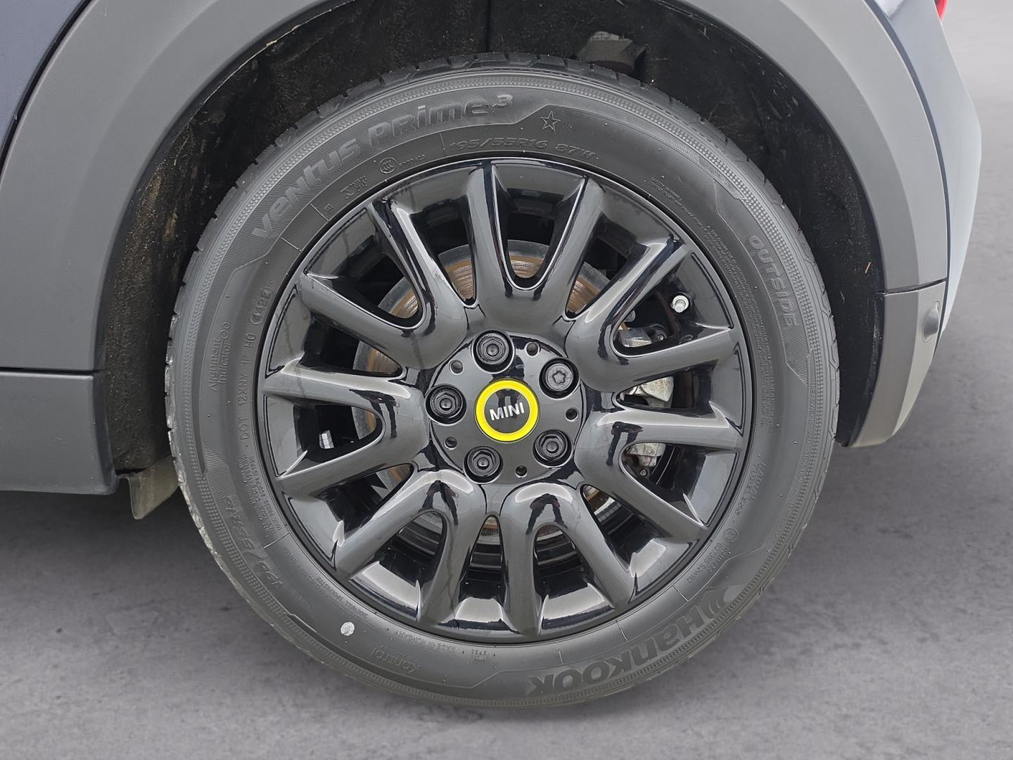 Vente en ligne Mini Mini Cooper SE 184ch Edition Premium Plus BVA 5CV au prix de 22 990 €