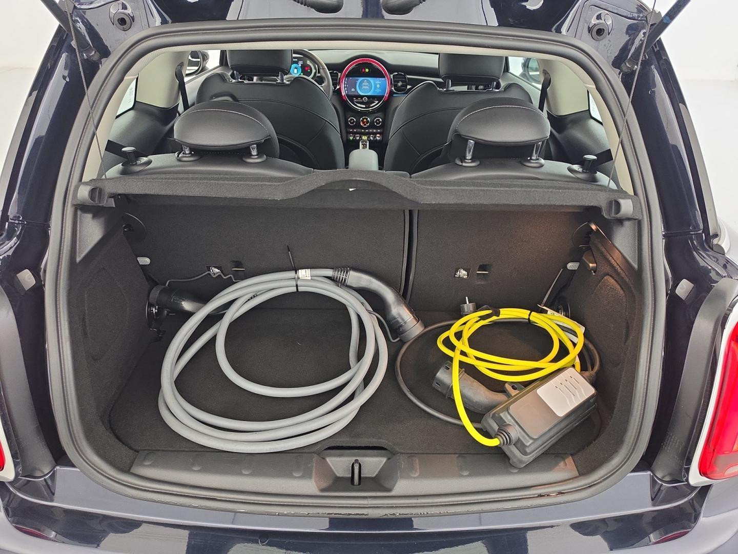 Vente en ligne Mini Mini Cooper SE 184ch Edition Premium Plus BVA 5CV au prix de 22 990 €