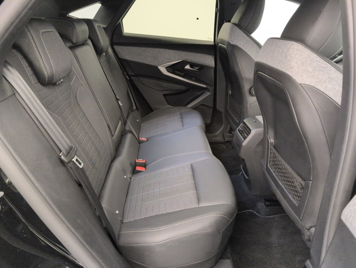 Vente en ligne Peugeot 3008 Hybrid 145 e-DCS6 GT au prix de 28 510 €