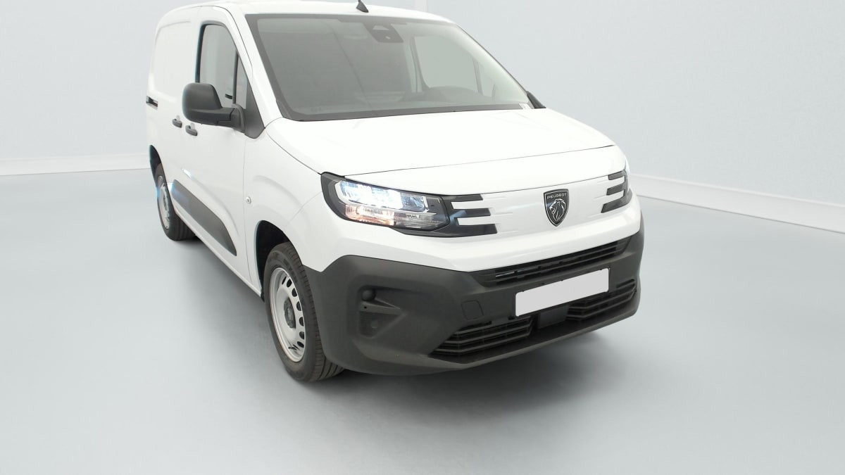 Vente en ligne Peugeot Partner Fourgon PARTNER FGN DIESEL 100 CH M MANUELLE au prix de 21 400 €